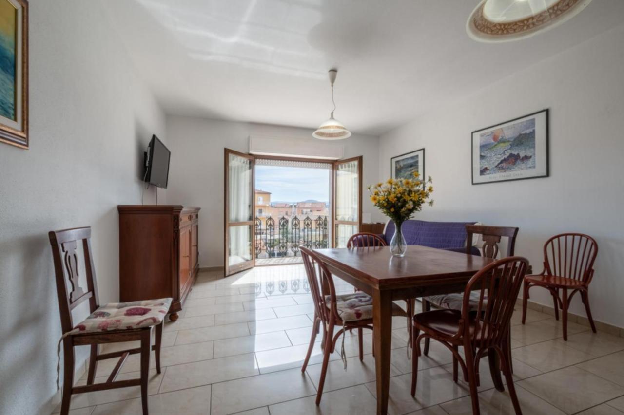 Dimoras Ampio Appartamento Centrocitta Olbia Extérieur photo