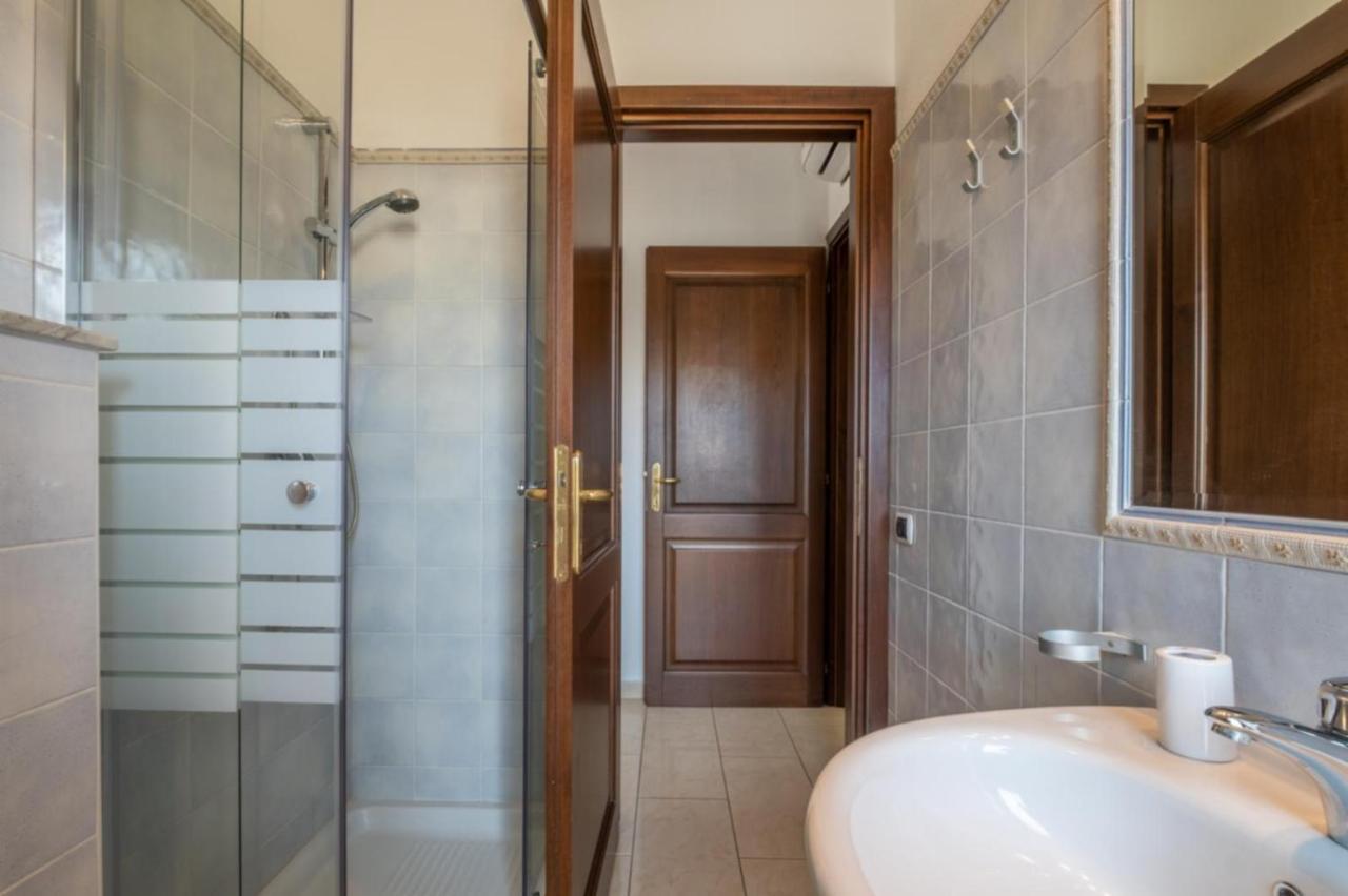 Dimoras Ampio Appartamento Centrocitta Olbia Extérieur photo